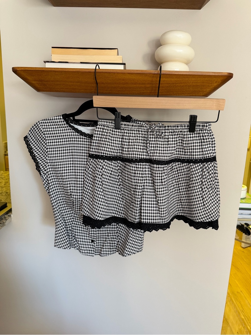 Reformation Black & White Gingham Mini Skirt Set - Size 0 / XS - Picture 7 of 7
